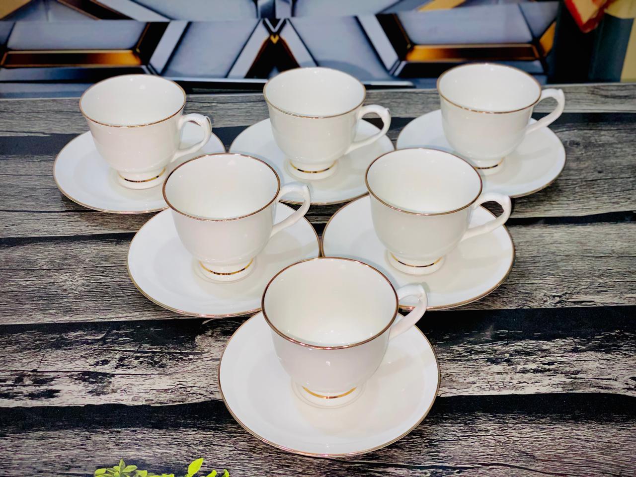 6 Pcs Elegant Cups & Saucers Set