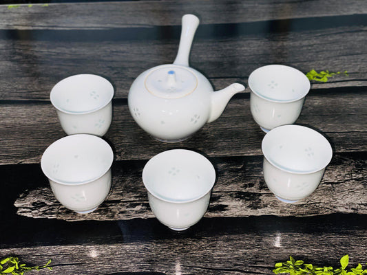 Japanese Kyusu / Elegant Handcrafted Ceramic Kawa Set